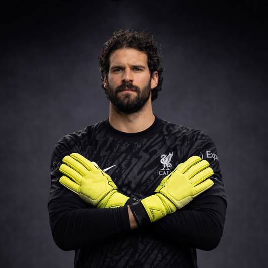 Alisson Becker: El Arquero Brasileño que Redefine la Excelencia en la Premier League